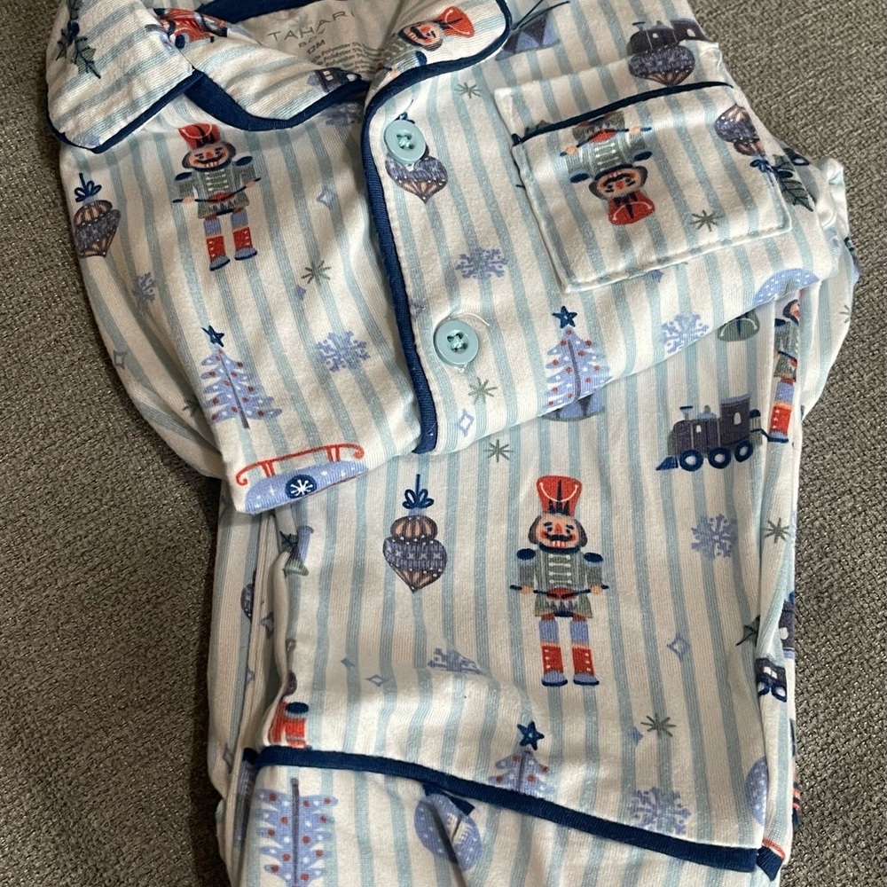 Tahari Festive Nutcracker Pajama Set - Blue and White